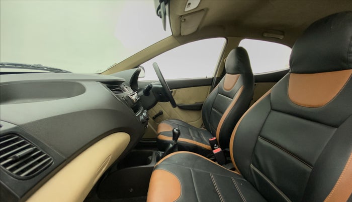 2012 Hyundai Eon D-LITE+, Petrol, Manual, 76,862 km, Right Side Front Door Cabin