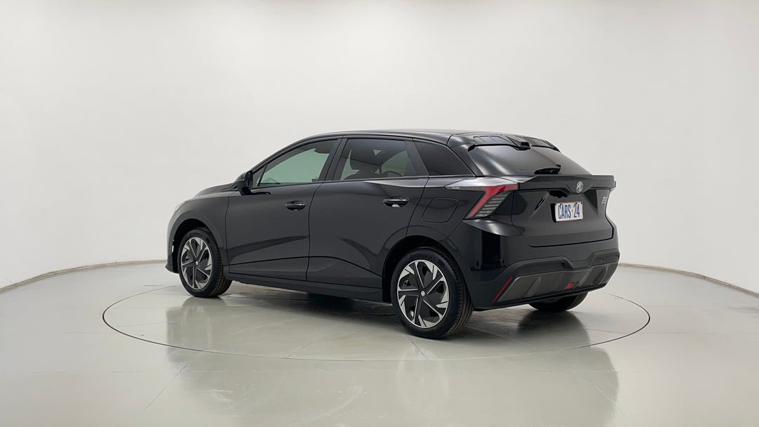 Left Back Diagonal (45- Degree) View