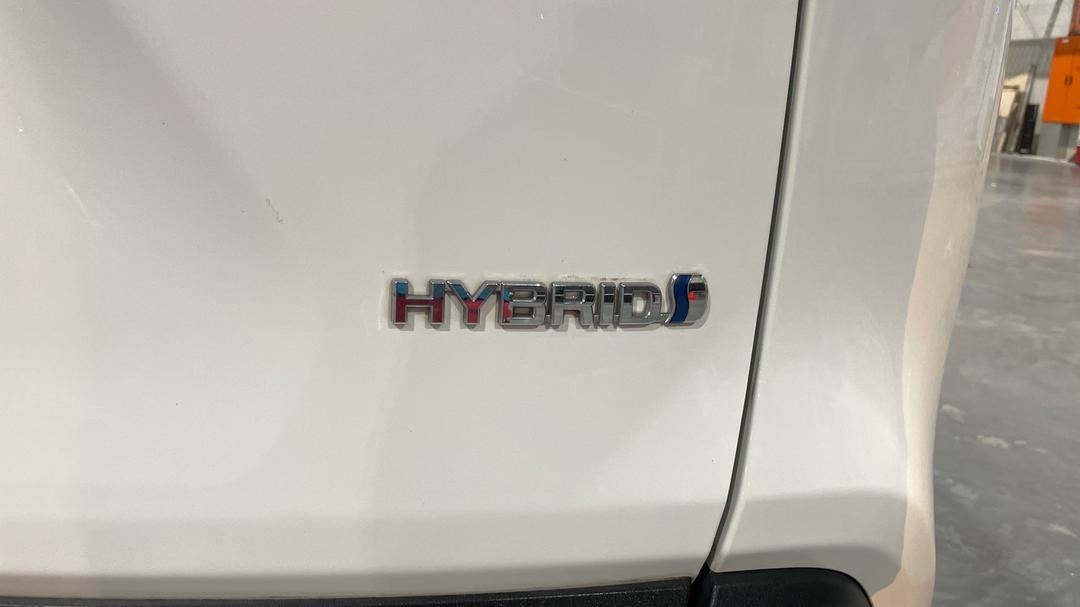 2023 Toyota RAV4 Gx (AWD) Hybrid, Automatic, 50832 km, Badge (Boot Right Side)