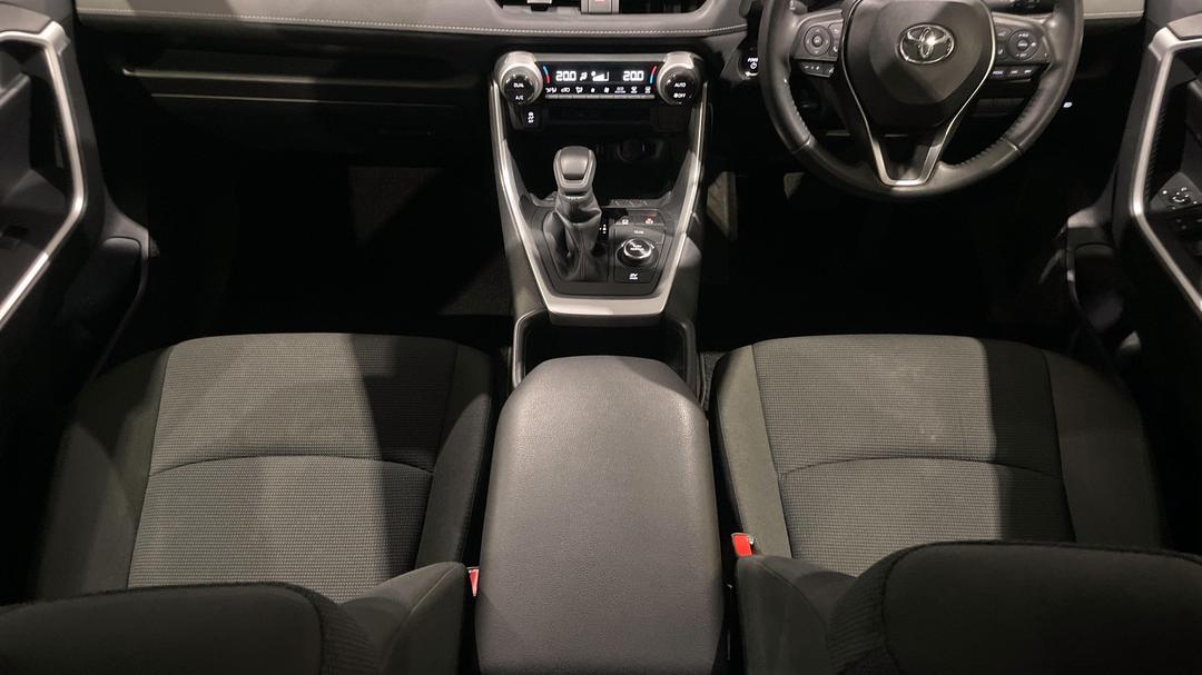 2023 Toyota RAV4 Gx (AWD) Hybrid, Automatic, 50832 km, Center Console