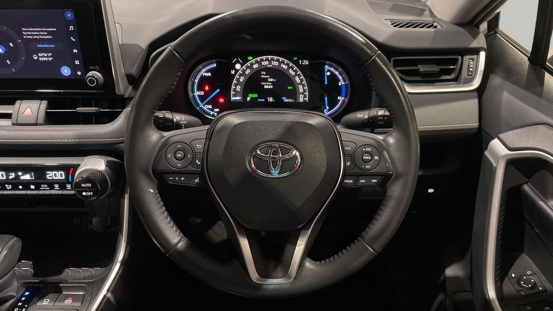 2023 Toyota RAV4 Gx (AWD) Hybrid, Automatic, 50832 km, Steering Wheel Close-up