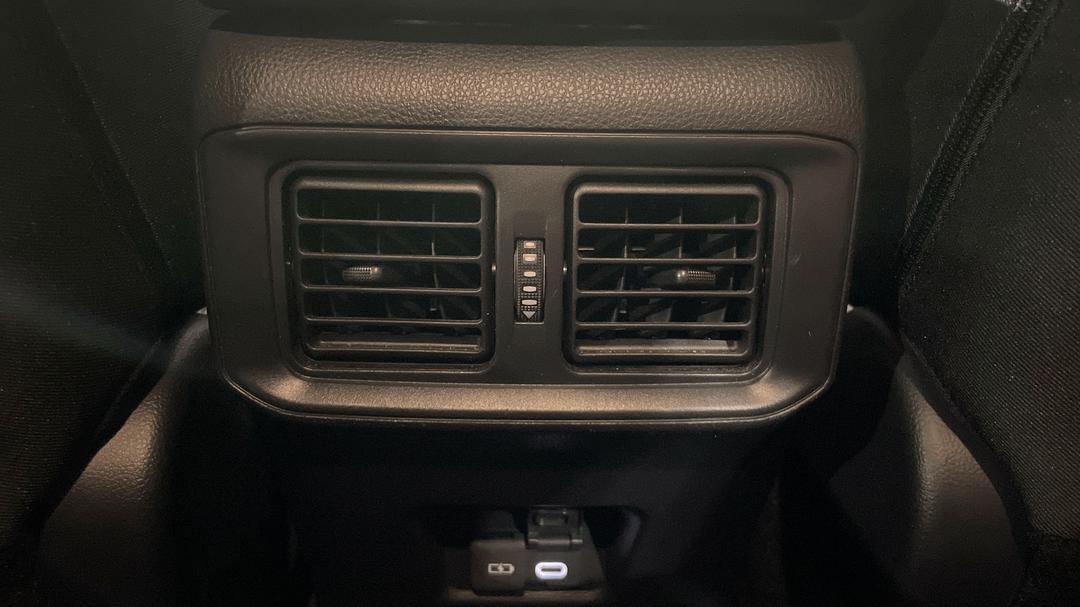 2023 Toyota RAV4 Gx (AWD) Hybrid, Automatic, 50832 km, Rear A/C Vent