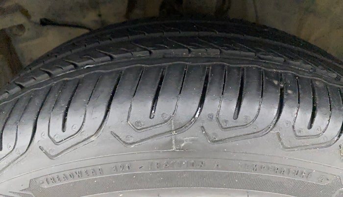 2017 Honda Jazz 1.2L I-VTEC V AT, Petrol, Automatic, 29,757 km, Left Front Tyre Tread