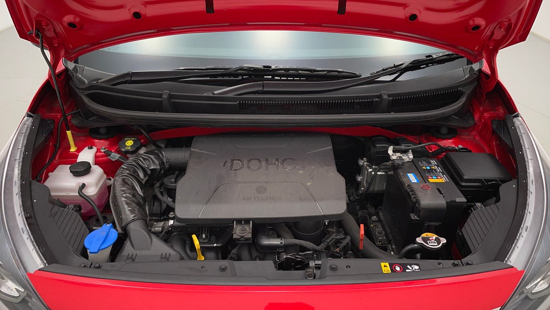 Open Bonnet (Engine)