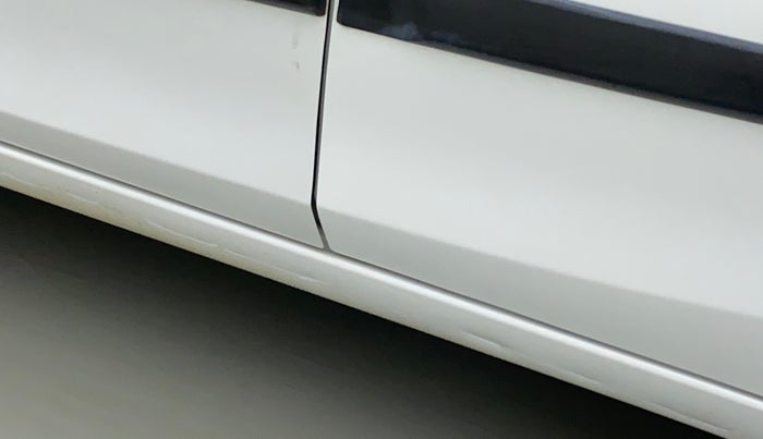 2018 Maruti Ciaz ZETA 1.5 SHVS MT PETROL, Petrol, Manual, 16,332 km, Left running board - Minor scratches