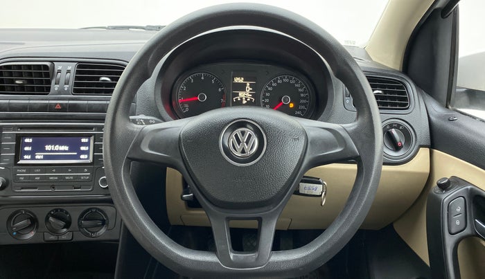 2016 Volkswagen Ameo COMFORTLINE 1.2, Petrol, Manual, 80,244 km, Steering Wheel Close Up