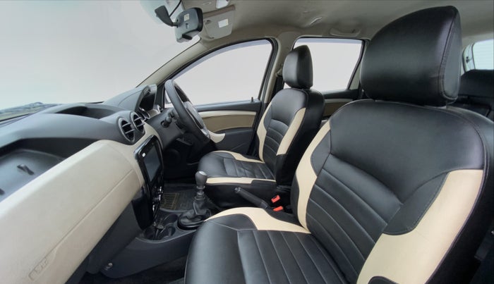 2015 Renault Duster RXZ DIESEL 110, Diesel, Manual, 42,322 km, Right Side Front Door Cabin