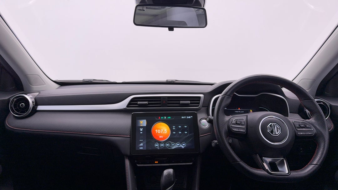 2022 MG Zst Essence, Automatic, 58792 km, Dashboard View