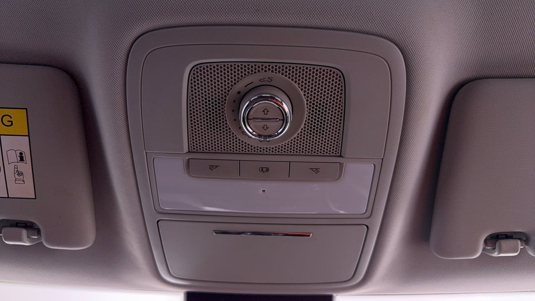 2022 MG Zst Essence, Automatic, 58792 km, On-Roof Controls/Sunglass holder