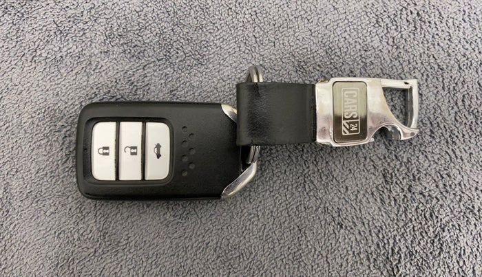 2019 Honda Civic 1.6L I-DTEC ZX MT, Diesel, Manual, 74,961 km, Key Close Up