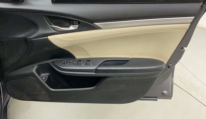 2019 Honda Civic 1.6L I-DTEC ZX MT, Diesel, Manual, 74,961 km, Driver Side Door Panels Control