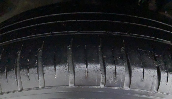 2016 Honda Jazz 1.2 S MT, Petrol, Manual, 54,129 km, Right Front Tyre Tread