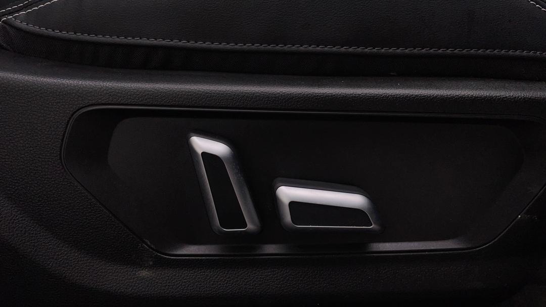 2023 GWM Haval Jolion Ultra Hybrid, Automatic, 9588 km, Drivers Side Adjustment Panel