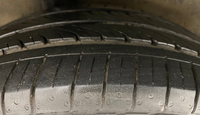 2017 Honda City V MT PETROL, Petrol, Manual, 51,611 km, Right Rear Tyre Tread