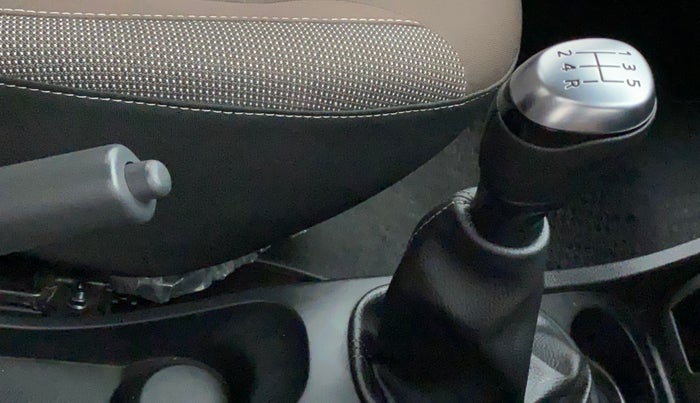 2019 Renault Duster 85 PS RXS MT DIESEL, Diesel, Manual, 12,311 km, Gear Lever
