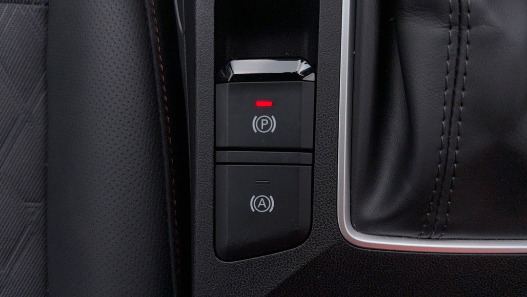 2025 MG Mg3 Essence, Automatic, 13245 km, Handbrake