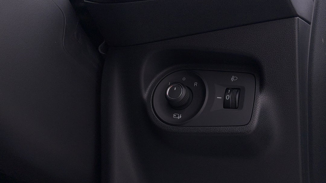 2025 MG Mg3 Essence, Automatic, 13245 km, Utility Switches/Buttons