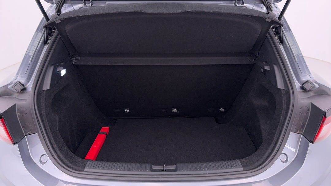 2025 MG Mg3 Essence, Automatic, 13245 km, Boot Inside View