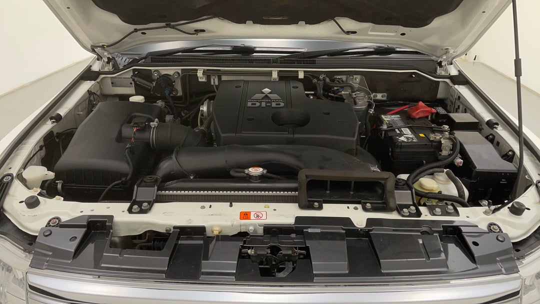 Open Bonnet (Engine)