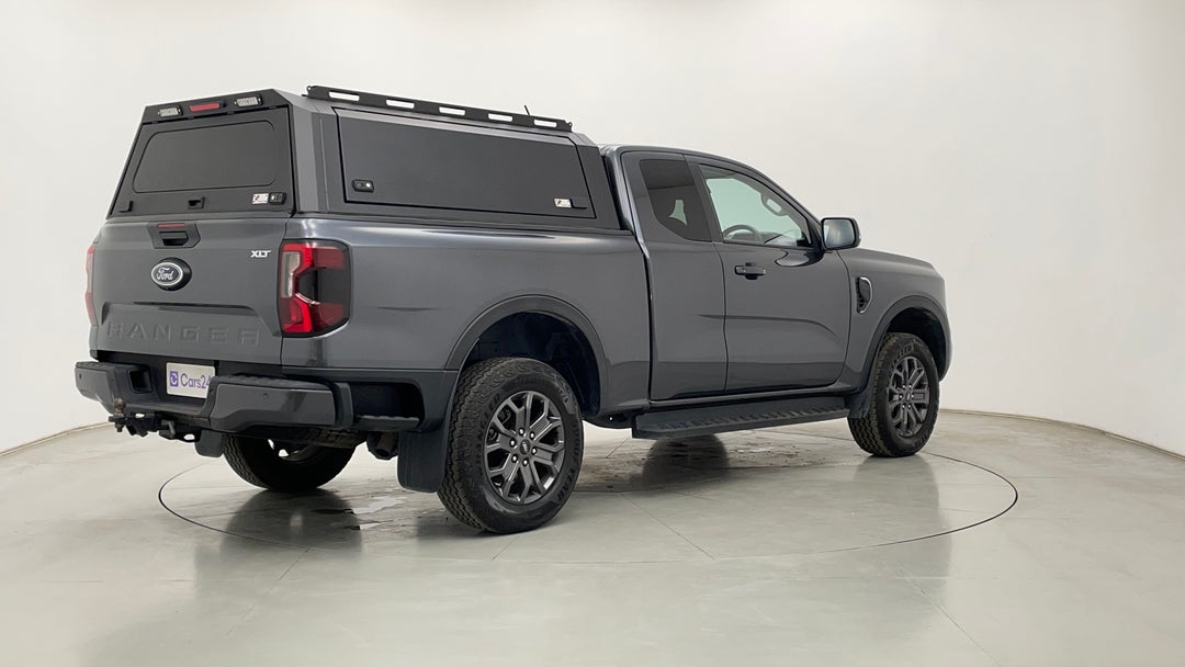 Right Back Diagonal (45- Degree) View