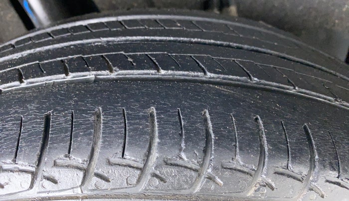 2019 Maruti Baleno DELTA 1.2 K12, Petrol, Manual, 30,729 km, Right Rear Tyre Tread