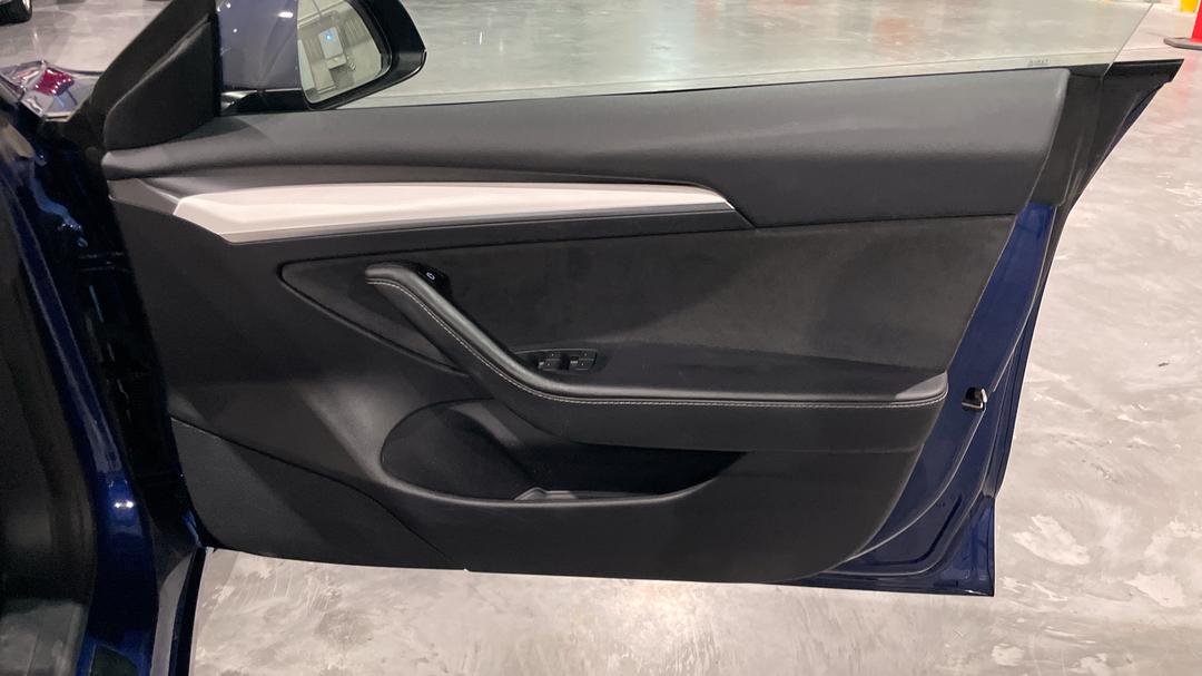 2023 Tesla Model 3 Rear-wheel Drive, Automatic, 54999 km, Speaker View