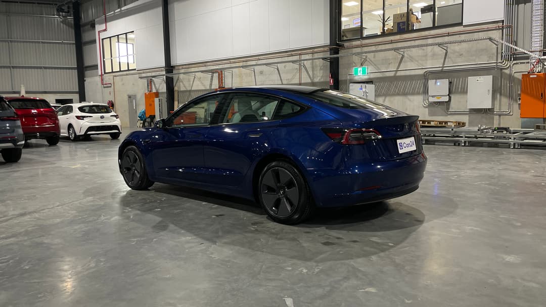 2023 Tesla Model 3 Rear-wheel Drive, Automatic, 54999 km, Left Back Diagonal (45- Degree) View