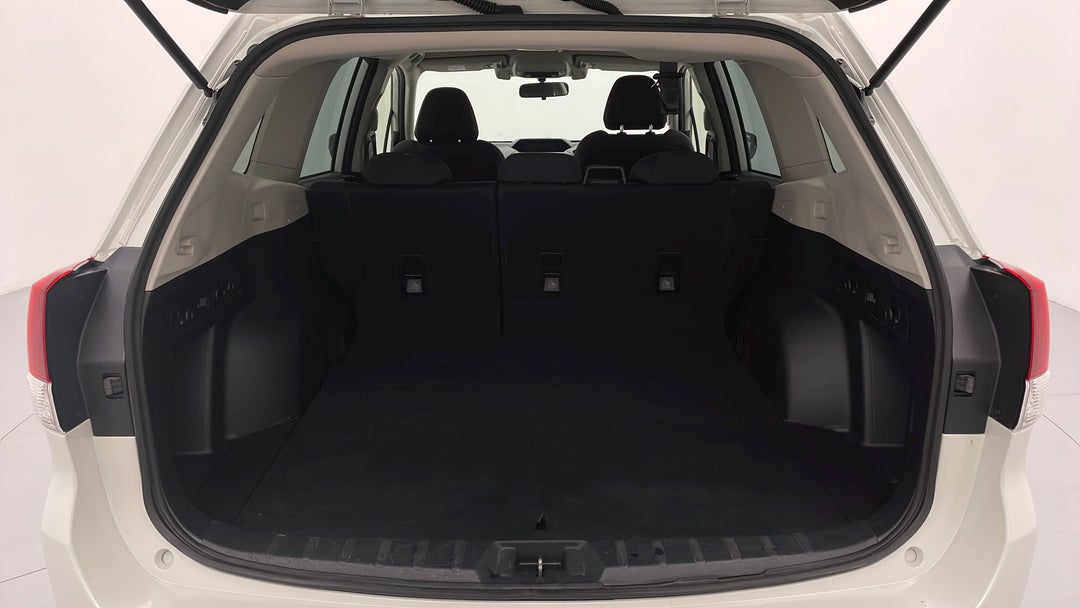 2020 Subaru Forester 2.5i (awd), Automatic, 63998 km, Boot Inside View
