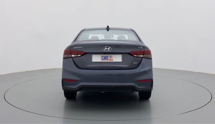 2017 Hyundai Verna 1.6 CRDI SX + AT, Diesel, Automatic, 90,401 km, Back/Rear