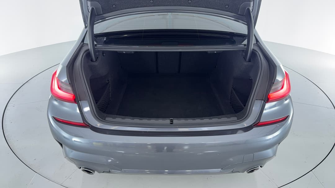 2021 BMW 3 30i M Sport, Automatic, 39496 km, Boot Inside View