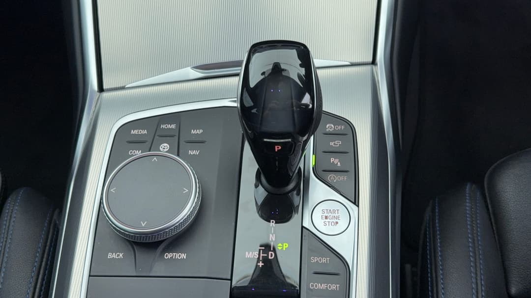 2021 BMW 3 30i M Sport, Automatic, 39496 km, Gear Lever 