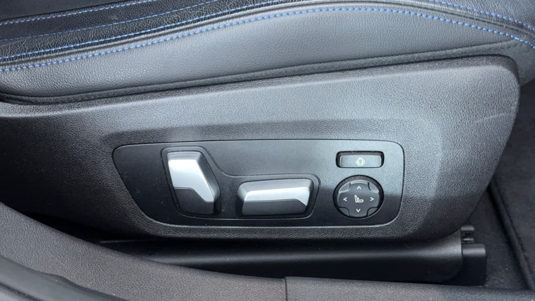 2021 BMW 3 30i M Sport, Automatic, 39496 km, Drivers Side Adjustment Panel