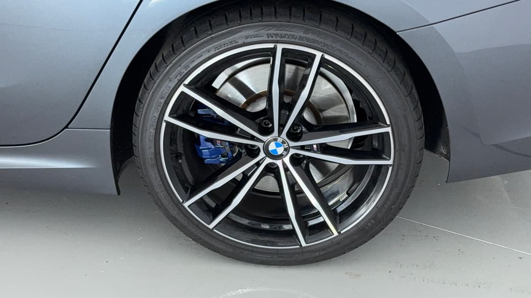 2021 BMW 3 30i M Sport, Automatic, 39496 km, Left Rear Wheel