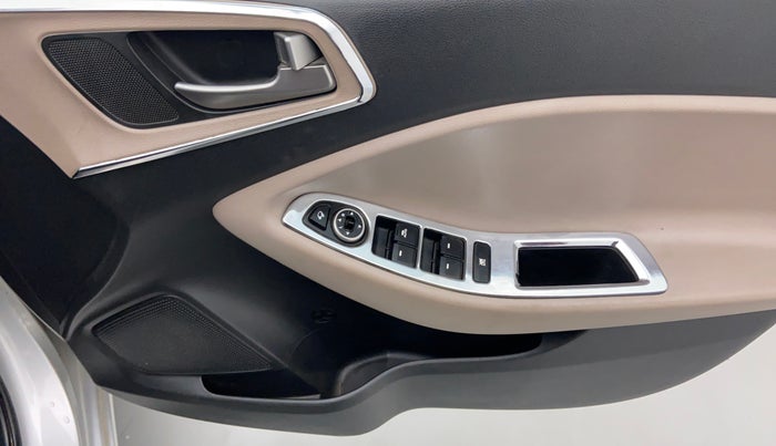 2015 Hyundai Elite i20 ASTA 1.4 CRDI, Diesel, Manual, 38,133 km, Driver Side Door Panels Control