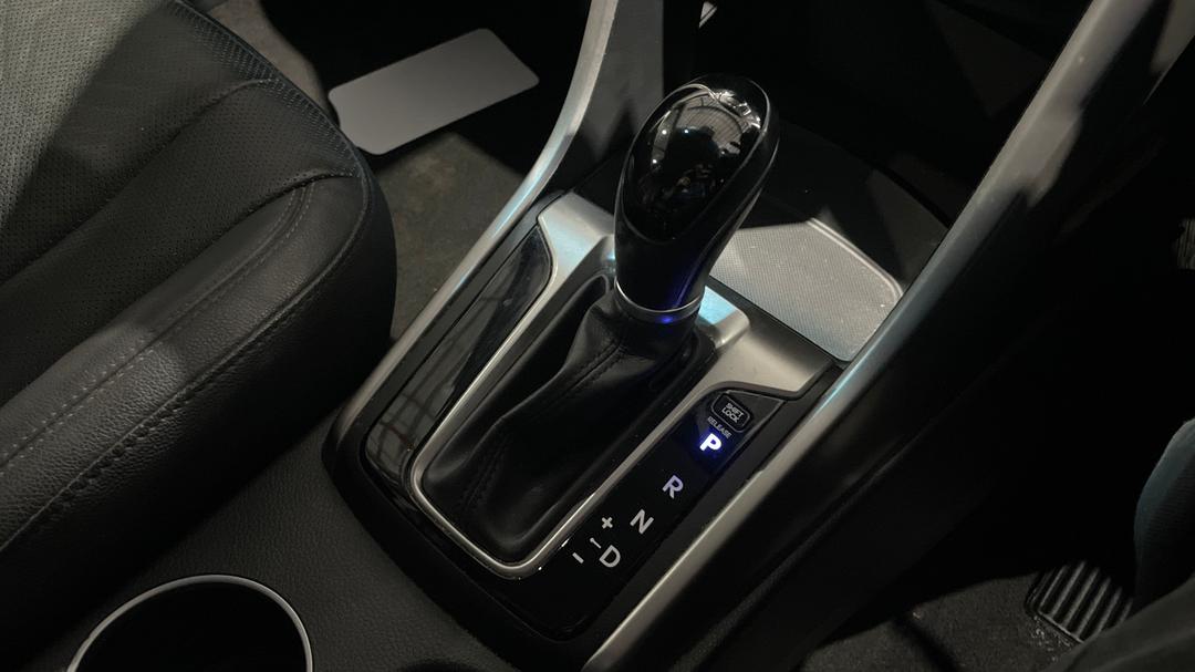 2016 Hyundai i30 Active X, Automatic, 96870 km, Gear Lever 