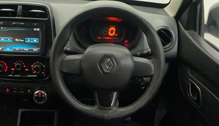 2019 Renault Kwid RXT 1.0 AMT, Petrol, Automatic, 79,343 km, Steering Wheel Close Up