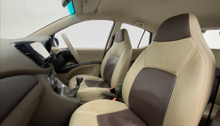 2012 Hyundai i10 MAGNA 1.2, Petrol, Manual, 22,363 km, Right Side Front Door Cabin