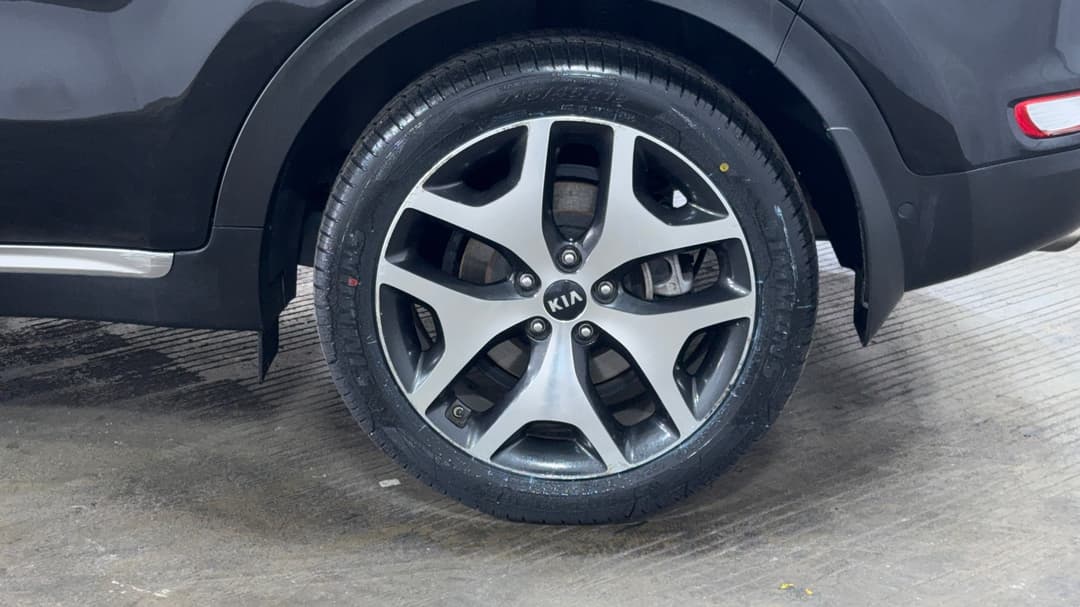 2017 Kia Sportage Gt-line (AWD), Automatic, 136113 km, Left Rear Wheel