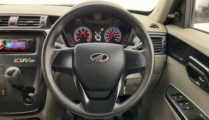 2016 Mahindra Kuv100 K4 D 5 STR, Diesel, Manual, 39,327 km, Steering Wheel Close Up
