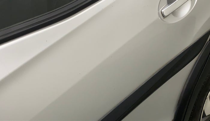 2016 Honda BR-V 1.5L I-VTEC V, Petrol, Manual, 51,790 km, Rear left door - Minor scratches