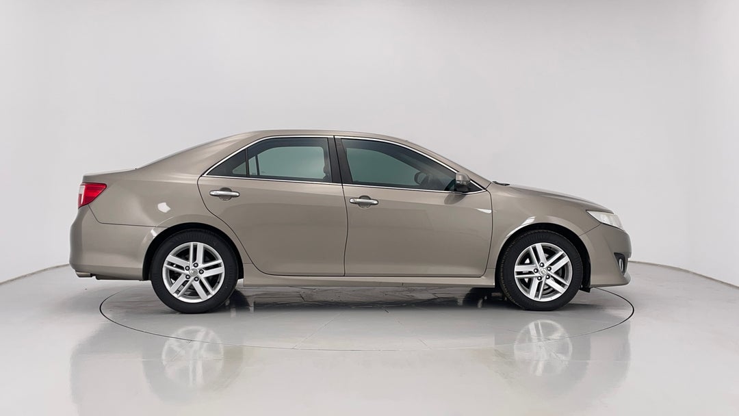 2015 Toyota Camry Atara Sl, Automatic, 153392 km, Right Side View