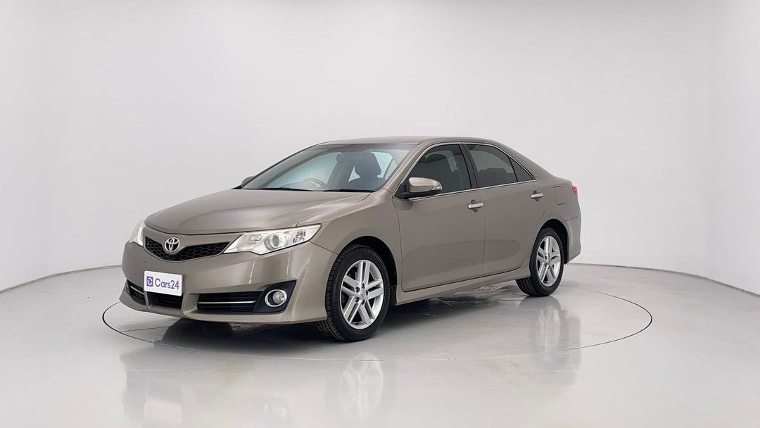 2015 Toyota Camry Atara Sl, Automatic, 153392 km, Left Front Diagonal (45- Degree) View