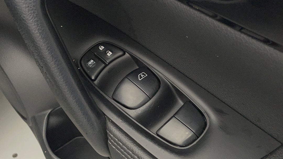 Drivers Side Door Panel Controls