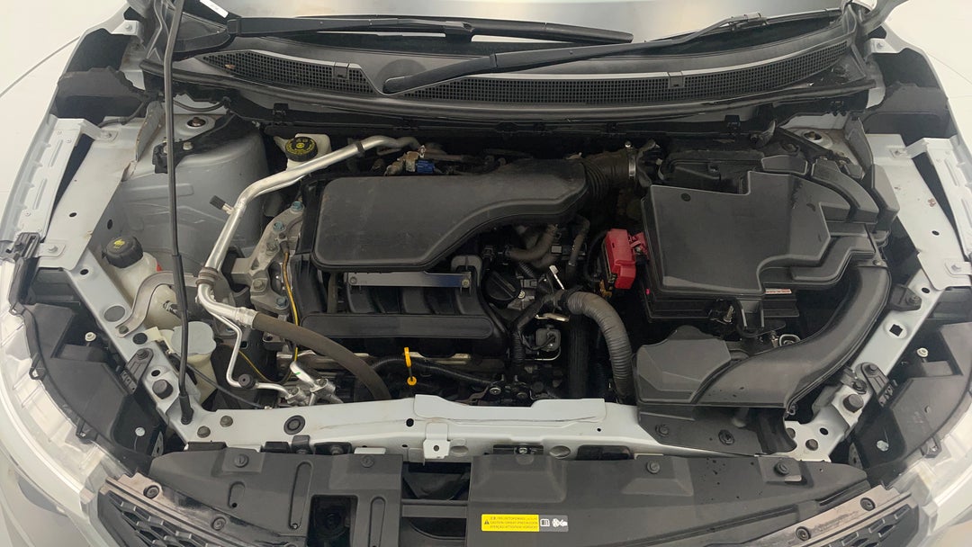 Open Bonnet (Engine)