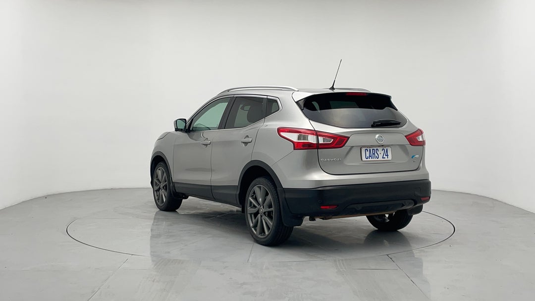 Left Back Diagonal (45- Degree) View