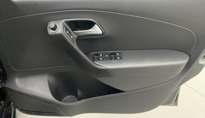 2019 Volkswagen Polo HIGHLINE PLUS 1.0, Petrol, Manual, 15,966 km, Driver Side Door Panels Control