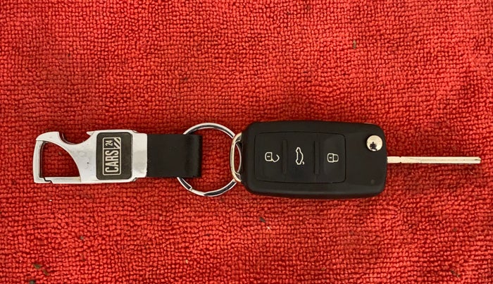 2019 Volkswagen Polo HIGHLINE PLUS 1.0, Petrol, Manual, 15,966 km, Key Close Up