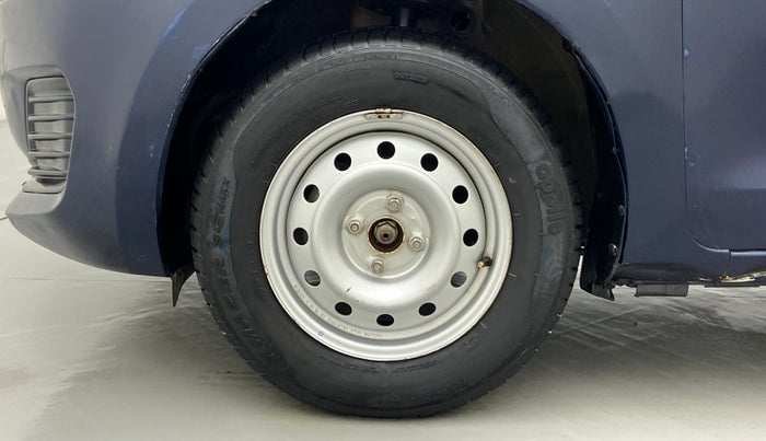 2020 Maruti Swift LXI D, Petrol, Manual, 6,022 km, Left Front Wheel
