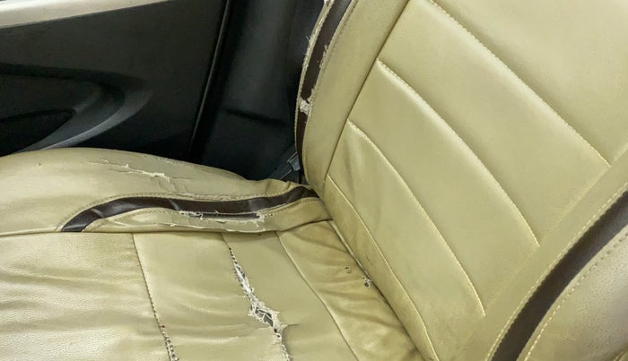 2015 Maruti Alto K10 VXI, Petrol, Manual, 60,831 km, Driver seat - Cover slightly torn