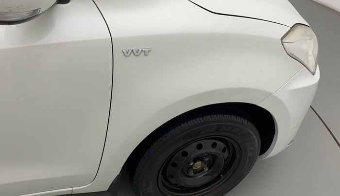 2018 Maruti Dzire VXI, Petrol, Manual, 1,04,974 km, Right fender - Paint has minor damage